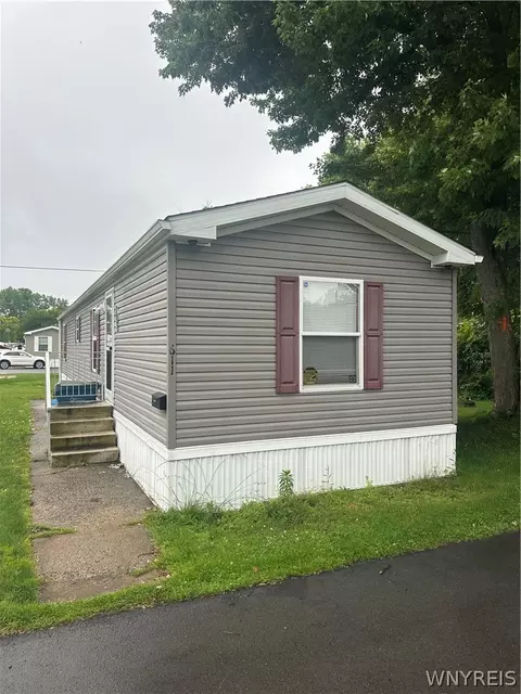 611 C St, Niagara Falls, NY 14304