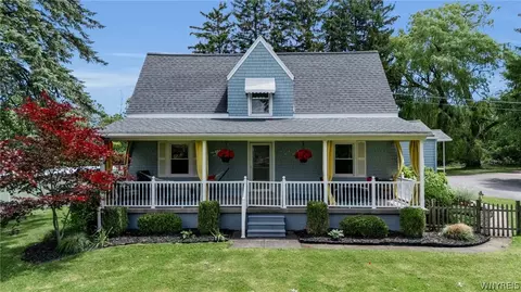 720 Aurora St, Lancaster, NY 14086