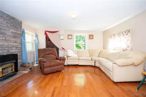 481 Poplar Ave, Evans, NY 14006 photo 14