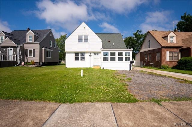 53 S Shore Blvd, Lackawanna, NY 14218