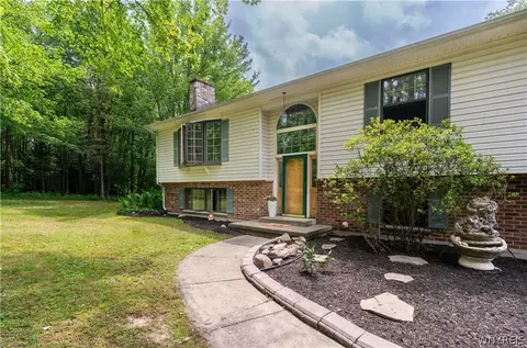 7459 Concord Rd, Springville, NY 14141