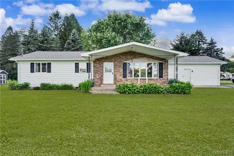 3 Sherman Dr, Arcade, NY 14009 photo 1