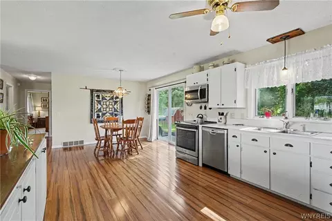 3 Sherman Dr, Arcade, NY 14009 photo 6