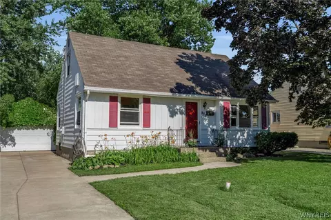 873 Parkhurst Blvd, Tonawanda, NY 14150