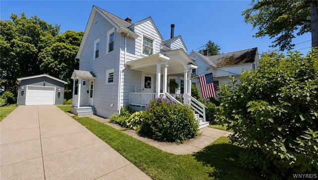307 Pleasant Ave, Hamburg, NY 14075