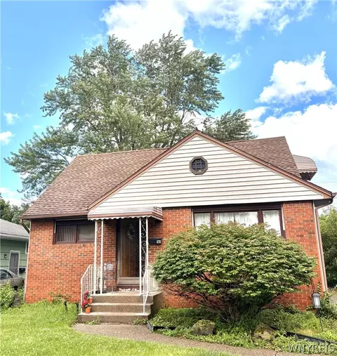 161 Margaret Rd, Amherst, NY 14226