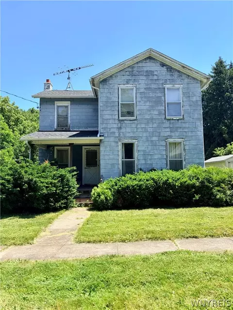111 Day St, Albion, NY 14411