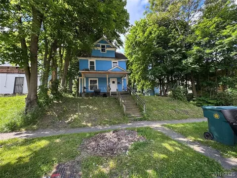 225 Flint St, Rochester, NY 14608