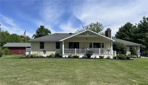 3052 Kulp Rd, Eden, NY 14057
