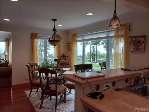9802 Shorecliff Rd, Evans, NY 14006 photo 8
