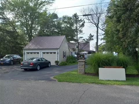 9802 Shorecliff Rd, Evans, NY 14006 photo 6