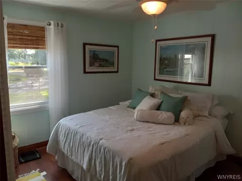 9802 Shorecliff Rd, Evans, NY 14006 photo 14