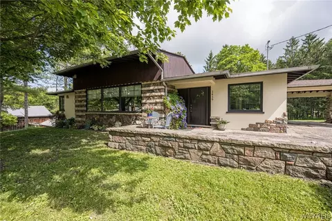 1439 Clinton, Bennington, NY 14011