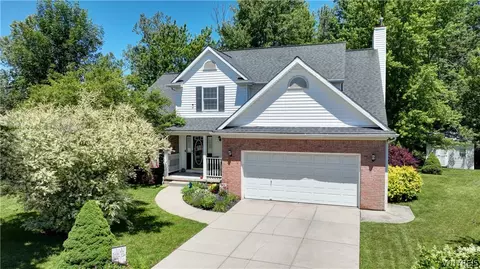 59 Fawn Meadows Ct, Getzville, NY 14068