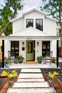 10668 Main St, Clarence, NY 14031