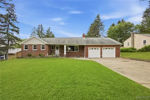 2000 Vermont St, North Collins, NY 14111