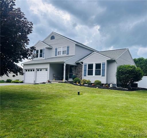 102 Viceroy Dr, Camillus, NY 13031