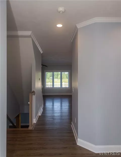 Entry Way - 217 Marineview Dr, Sullivan, NY 13037 photo 2 of 5