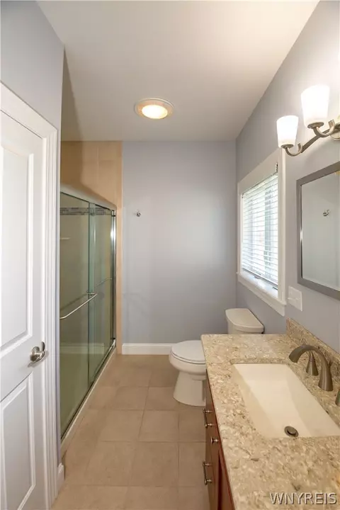 Bath - 217 Marineview Dr, Sullivan, NY 13037 photo 2 of 6