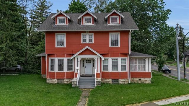 125 Winspear Ave, Buffalo, NY 14214