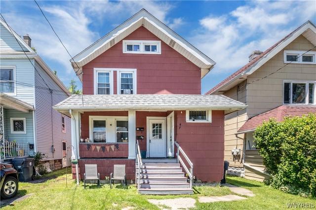 47 Maple St, Lackawanna, NY 14218