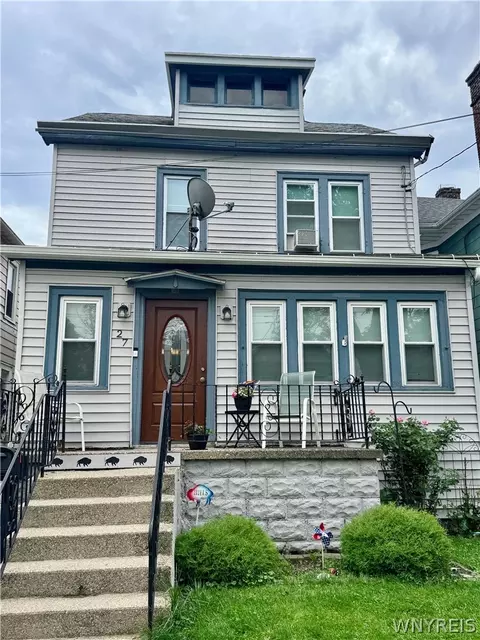 27 Salem St, Buffalo, NY 14220