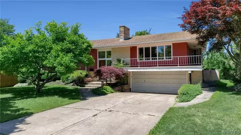 16 Meadow Ln, Buffalo, NY 14223