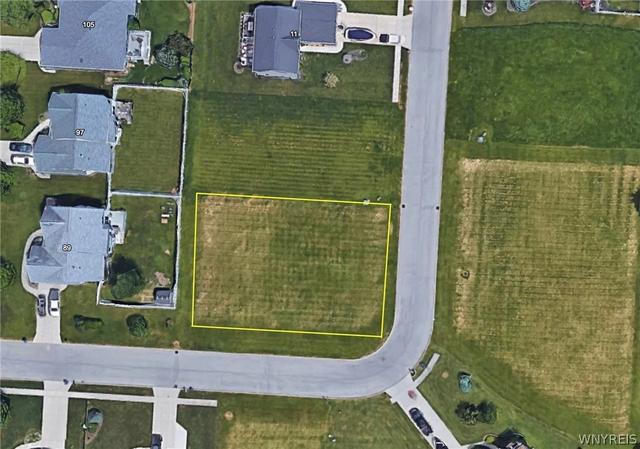 27 Desales Cir, Lockport City, NY 14094