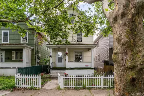 2523 Falls St, Niagara Falls, NY 14303