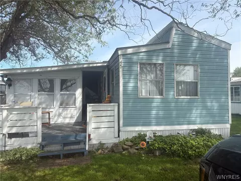 9456 Lakeshore #145, Evans, NY 14006