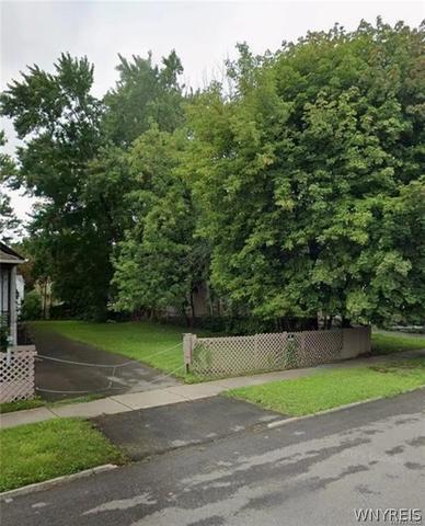 1363 North Ave, Niagara Falls, NY 14305