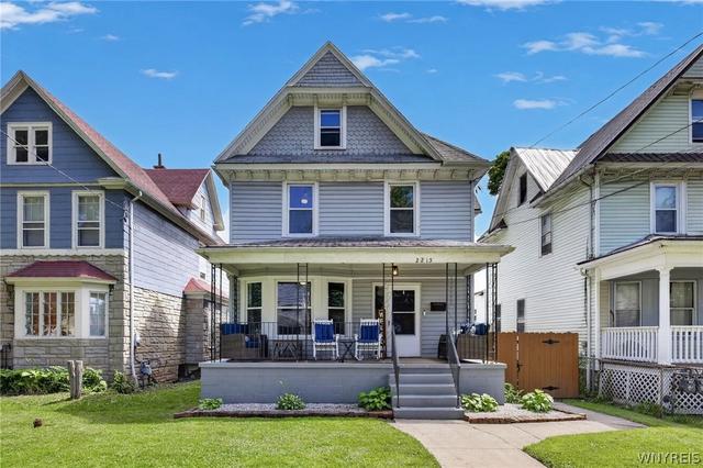 2215 Pierce Ave, Niagara Falls, NY 14301
