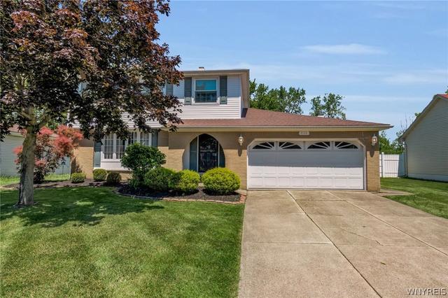 360 Forest Dr, West Seneca, NY 14224