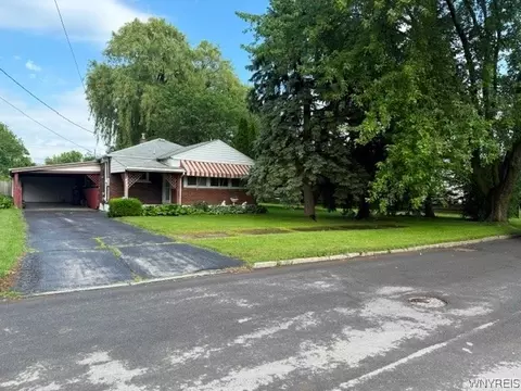 673 59th St, Niagara Falls, NY 14304