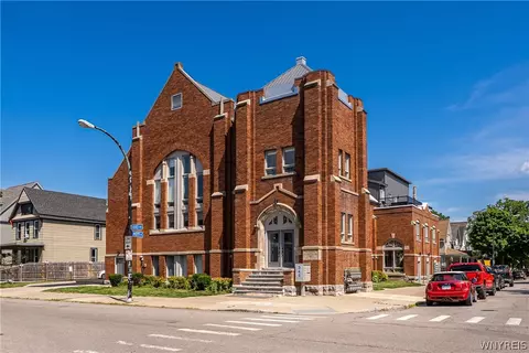 340 Bird Ave #204, Buffalo, NY 14213