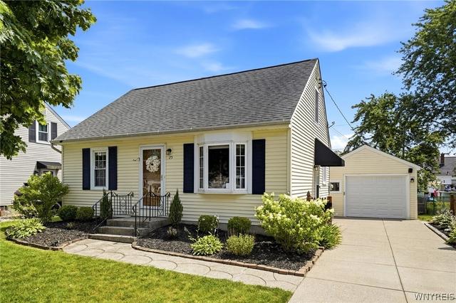 25 S Huxley Dr, Cheektowaga, NY 14225