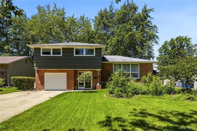 10 Cottonwood Dr, Amherst, NY 14221