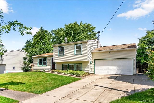3940 Harvard St, Hamburg, NY 14075