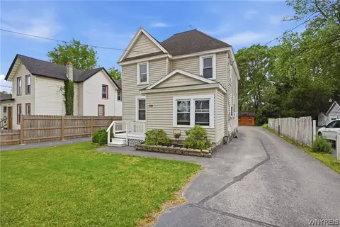 Exterior - 656 E Main St, Batavia, NY 14020 photo 3 of 5
