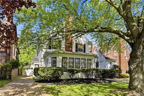 382 Starin Ave, Buffalo, NY 14216