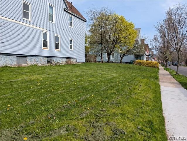 393 Hampshire St, Buffalo, NY 14213