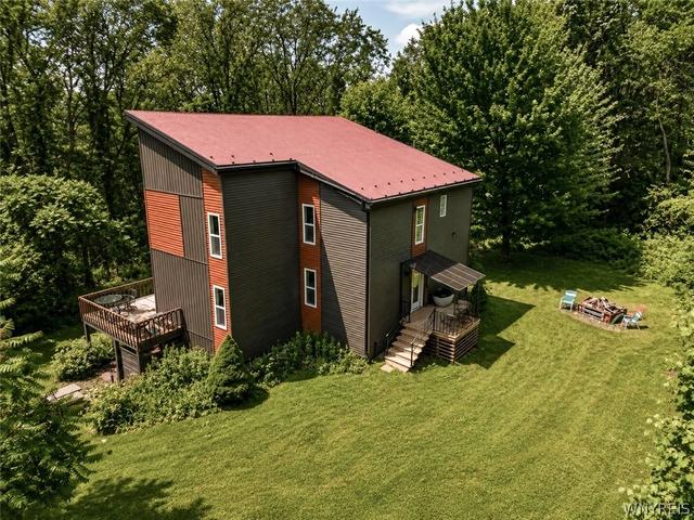 9121 Dake Hill Rd, Cattaraugus, NY 14719