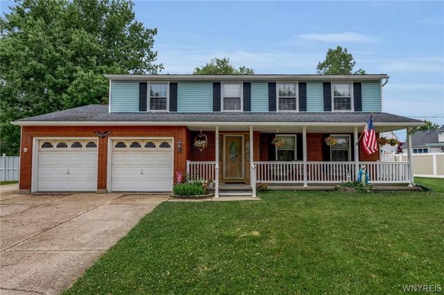 76 Villa Maria Rd, West Seneca, NY 14224