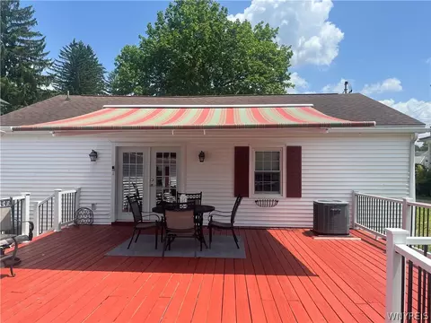 203 N 15th St, Olean, NY 14760