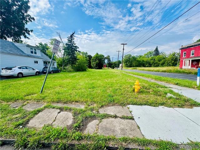 1164 Whitney Ave, Niagara Falls, NY 14301