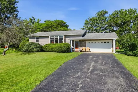 766 Schultz Rd, Elma, NY 14059