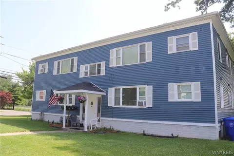 305 Burch Ave, West Seneca, NY 14210