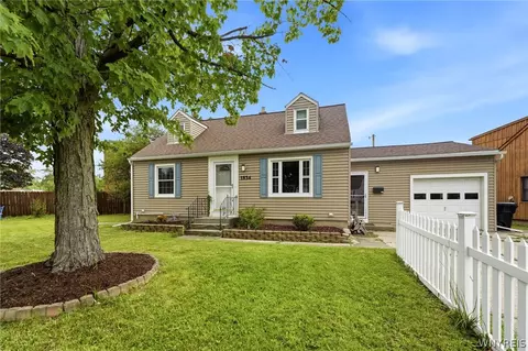 1834 Parker Blvd, Tonawanda, NY 14150