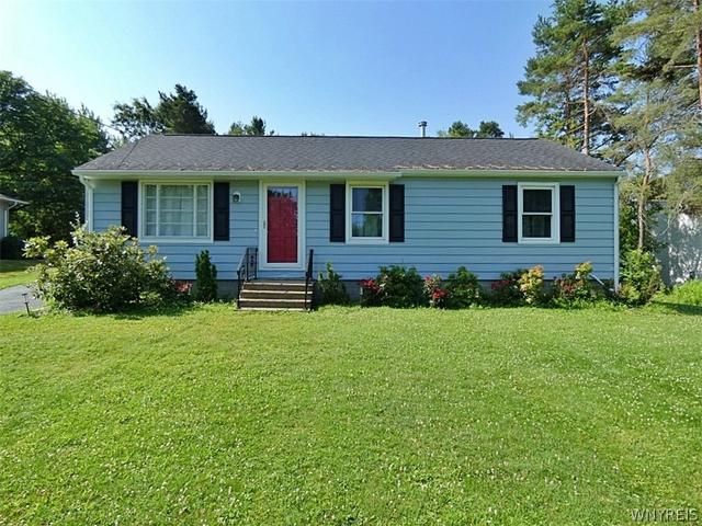7399 Michael Rd, Orchard Park, NY 14127