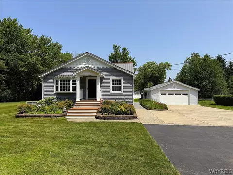 4238 Loran Ave, Hamburg, NY 14075